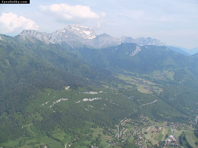 Fly-Parapente/Annecy20010527/105-0590_imgg.jpg