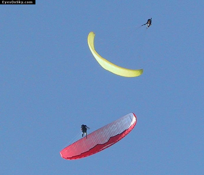 Fly-Parapente/Vertigo/2001/20010824/122-2282_imgg.jpg