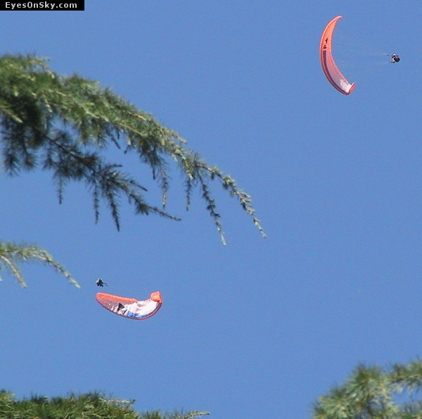 Fly-Parapente/Vertigo/2001/20010826/124-2475_imgg.jpg