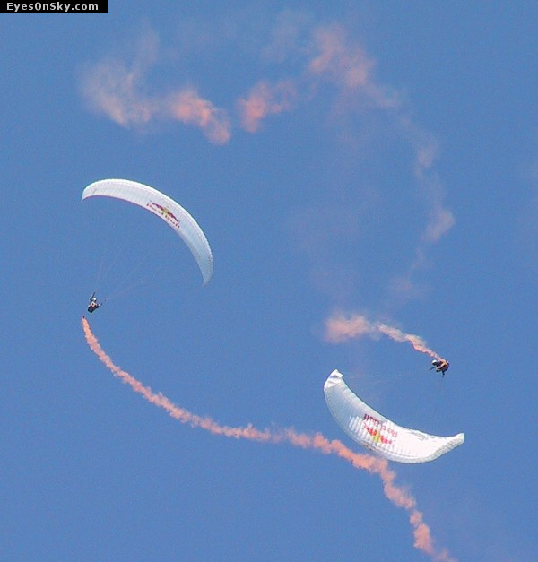Fly-Parapente/Vertigo/2001/20010826/124-2478_imgg.jpg