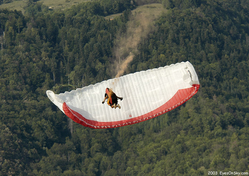 Fly-Parapente/Vertigo/2003/day2/DSC_2412.jpg