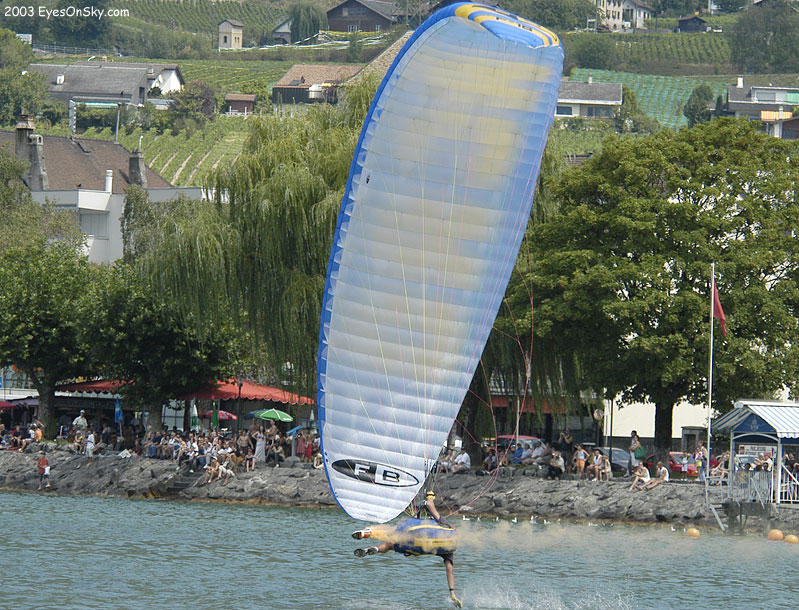Fly-Parapente/Vertigo/2003/day3/DSC_2473.jpg