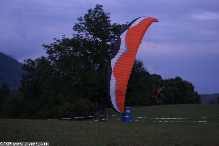 Fly-Parapente/icare/2009/part2/IMG_8432.jpg