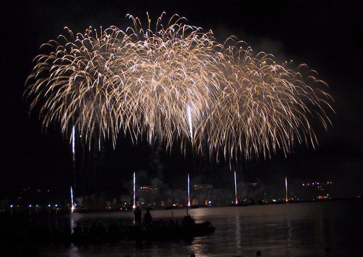 HauteSavoie/zAnnecy/FeteDuLac/2001-2/120-2044_imgg.jpg