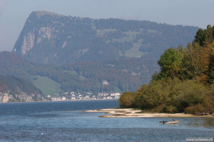 Suisse/Jura/LacdeJoux/20051008/IMG_2141.jpg