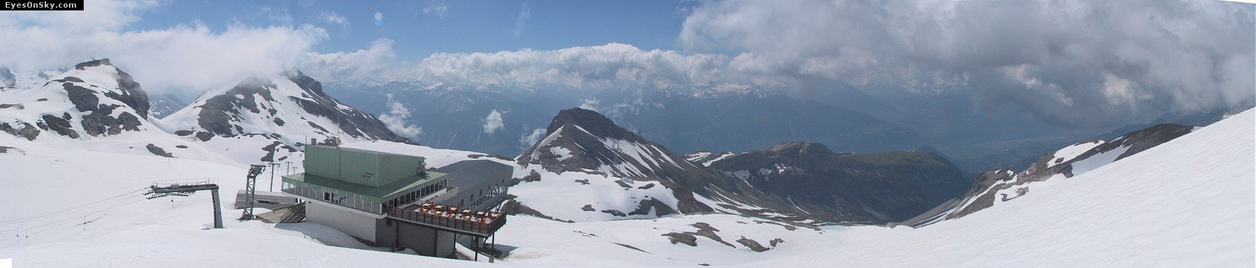 Suisse/Valais/CransMontana/20010701/pano2g.jpg