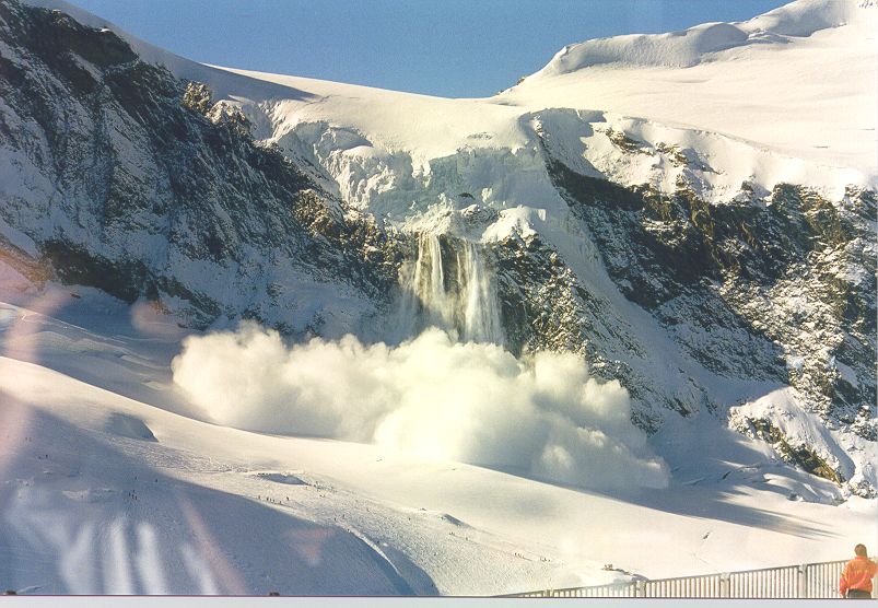 Suisse/Valais/Saasfee/saasfee1.jpg