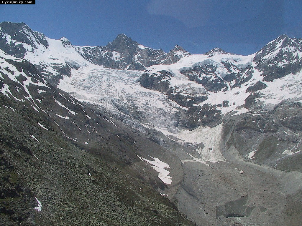 Suisse/Valais/Zermatt/FromSky20010703/Part1/109-0952_imgg.jpg