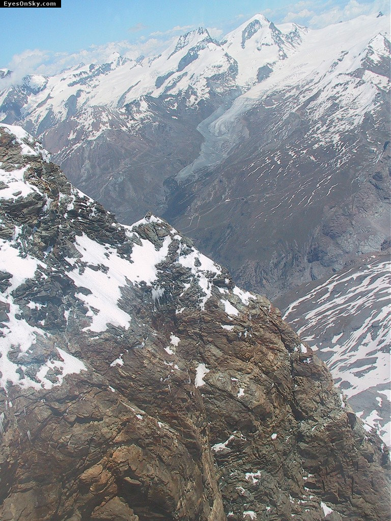 Suisse/Valais/Zermatt/FromSky20010703/Part2/109-0978_imgg.jpg