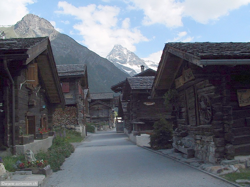 Suisse/Valais/Zinal/20010701/108-0895_IMG.jpg