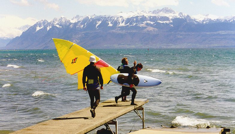 Suisse/Vaud/Preverenges/KiteSurf/20000415/startprev2g.jpg